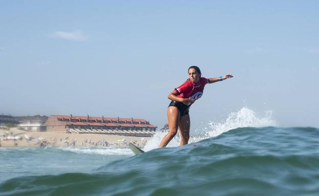 Ribamontán al Mar y otros doce municipios del norte fundan la Red de Pueblos del Surf