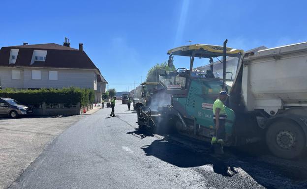 A punto de finalizar las obras de asfaltado de Campoo de Enmedio