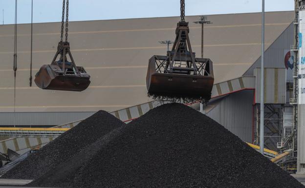 El Puerto de Santander registra el segundo mejor octubre de la historia en toneladas