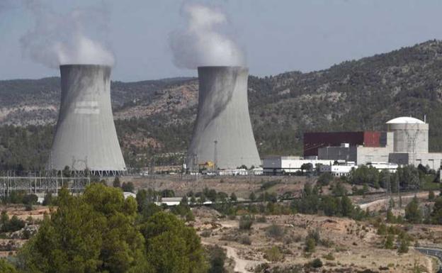 El Gobierno no hará un cementerio nuclear y sí almacenes temporales de residuos