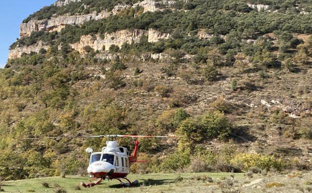 Rescatado en la vía ferrata de Valderredible un hombre que se desvaneció y quedó suspendido de la estructura