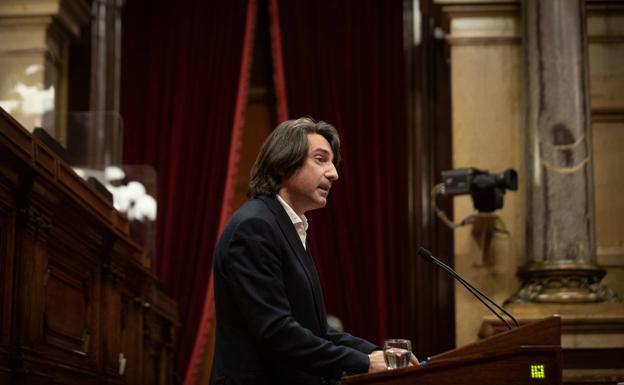 El Parlament cierra el 'caso Dalmases' con un multa mínima de 600 euros