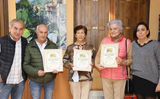 María Jesús Mena gana el XIV concurso de Balcones Floridos 'Villa de Potes'