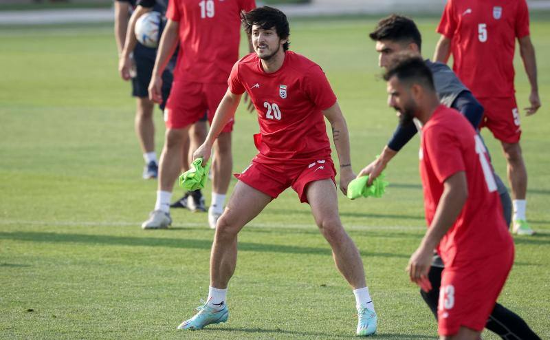 Sardar Azmoun, el delantero perseguido por el régimen iraní