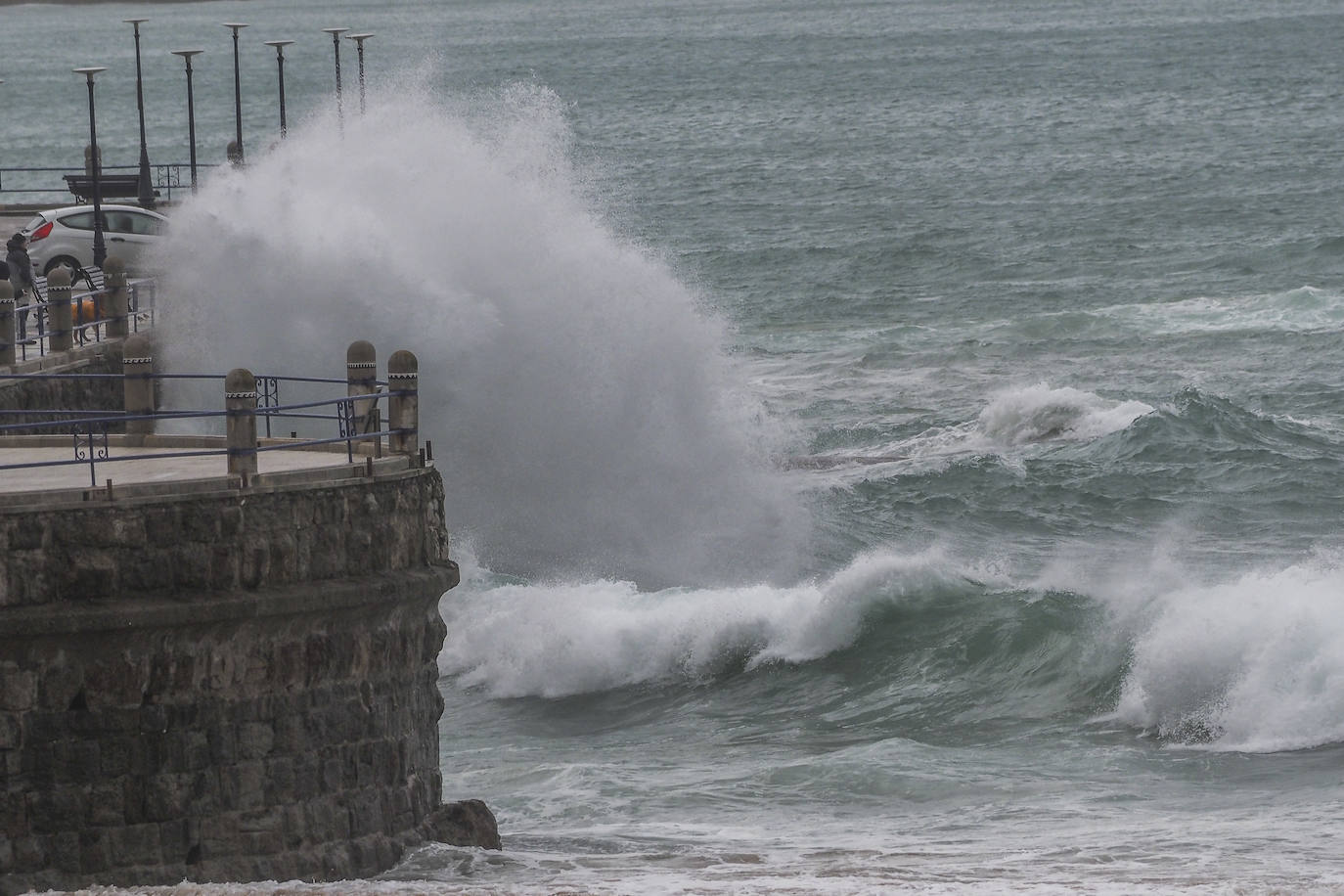 Las imágenes que deja el temporal este lunes en Cantabria