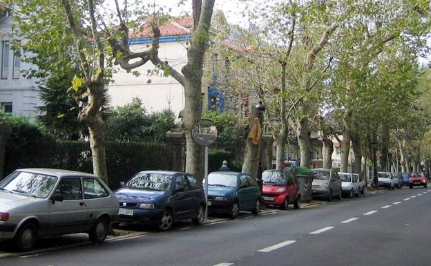 Pena de cárcel por empujar a un policía que fue a su casa por celebrar una fiesta durante el toque de queda