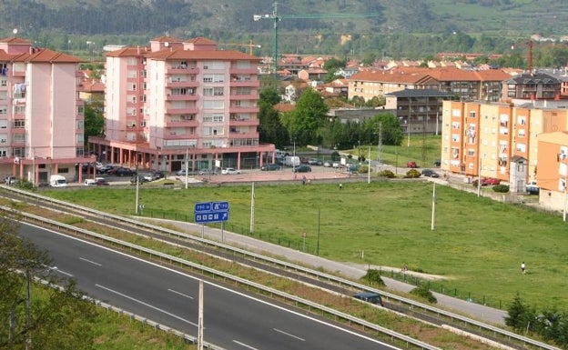 Los Corrales adjudica la construcción de un céntrico aparcamiento público y gratuito