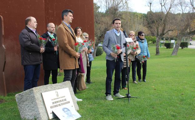 El PSOE recuerda a Lluch en el aniversario de su asesinato por ETA