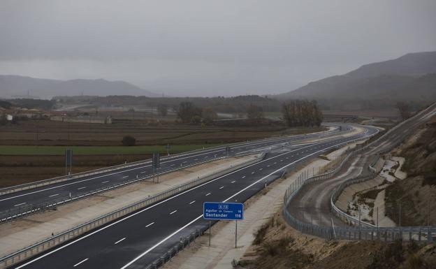 El Ministerio da otro pequeño paso en la autovía a Burgos