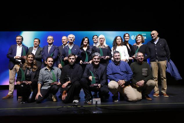 Tarde de gala y homenajes para el comercio de Torrelavega