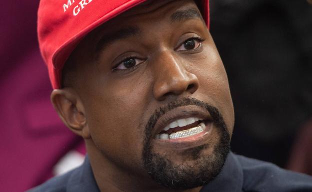 El rapero Kanye West suma otra polémica: cada persona tiene «algo de valor, especialmente Hitler»