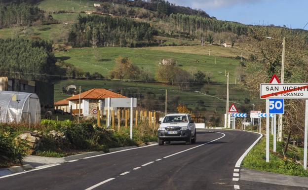 El Gobierno invierte 3,7 millones en renovar la carretera entre Castillo Pedroso y Toranzo