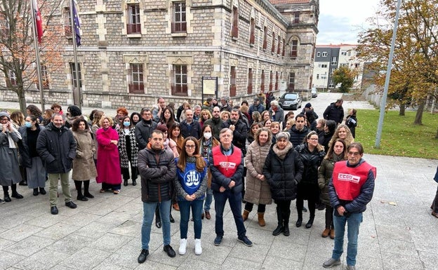 Empleados de Justicia en Cantabria protestan por la no negociación de la Ley de Eficiencia Organizativa