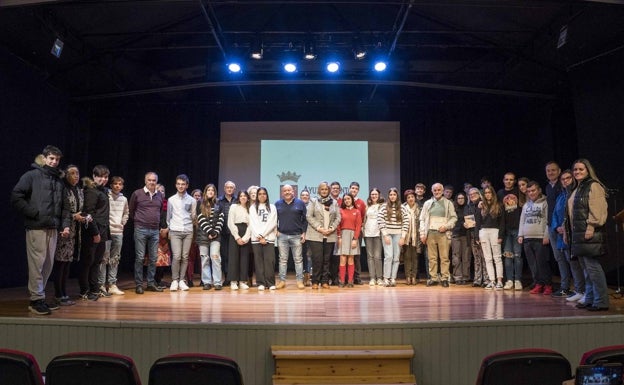 Camargo entrega los premios Juventud Solidaria y Valores Cívicos