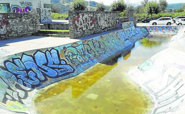 Noja destinará 174.600 euros a renovar las pistas de multideporte y skate y el frontón de Trengandín