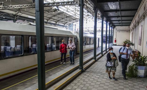 Los ministros de la UE rechazan el tren a Bilbao y dificultan su entrada en el corredor Atlántico