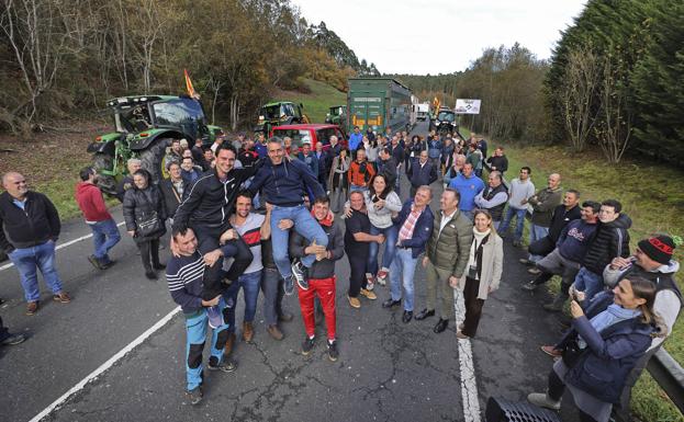 El Gobierno concederá la máxima distinción de Cantabria a la ganadería SAT Ceceño