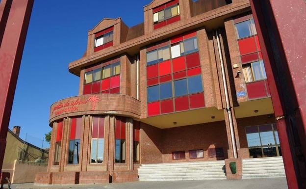 Zonas peatonales para mejorar la seguridad en el entorno del colegio Jardín de África