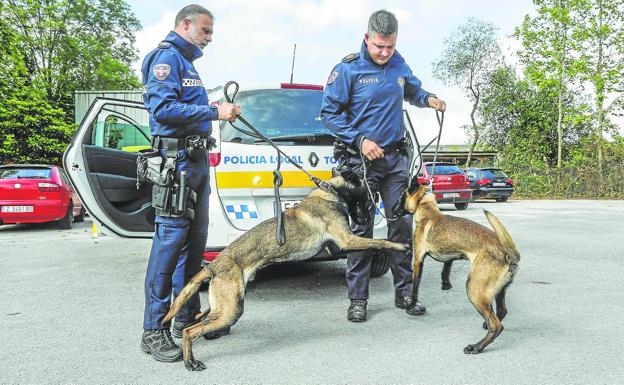 Torrelavega cambiará su normativa para cobrar las sanciones de la unidad canina