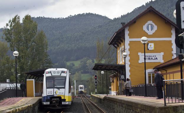 Bruselas no tomará una decisión sobre el tren a Bilbao antes de junio