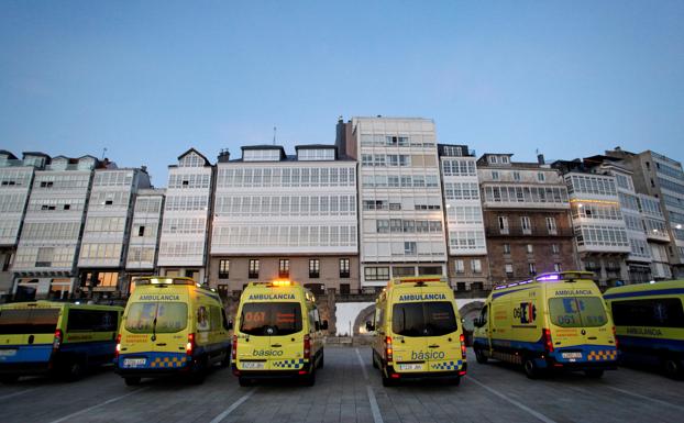 Fallece al caer desde su balcón en Vigo mientras colocaba las luces de Navidad