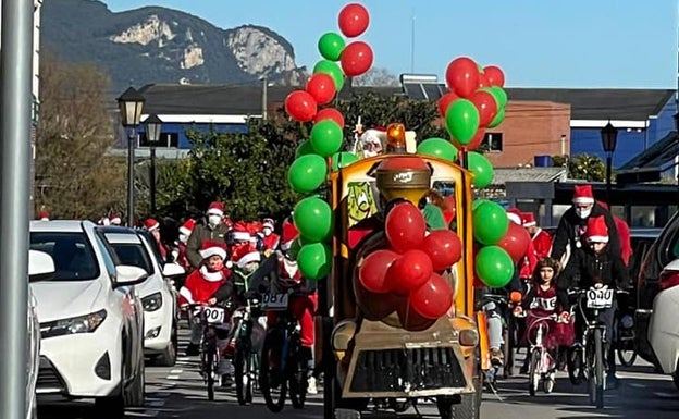 Apymeco impulsa este sábado la VI edición de 'La Biciclaus' para animar la Navidad