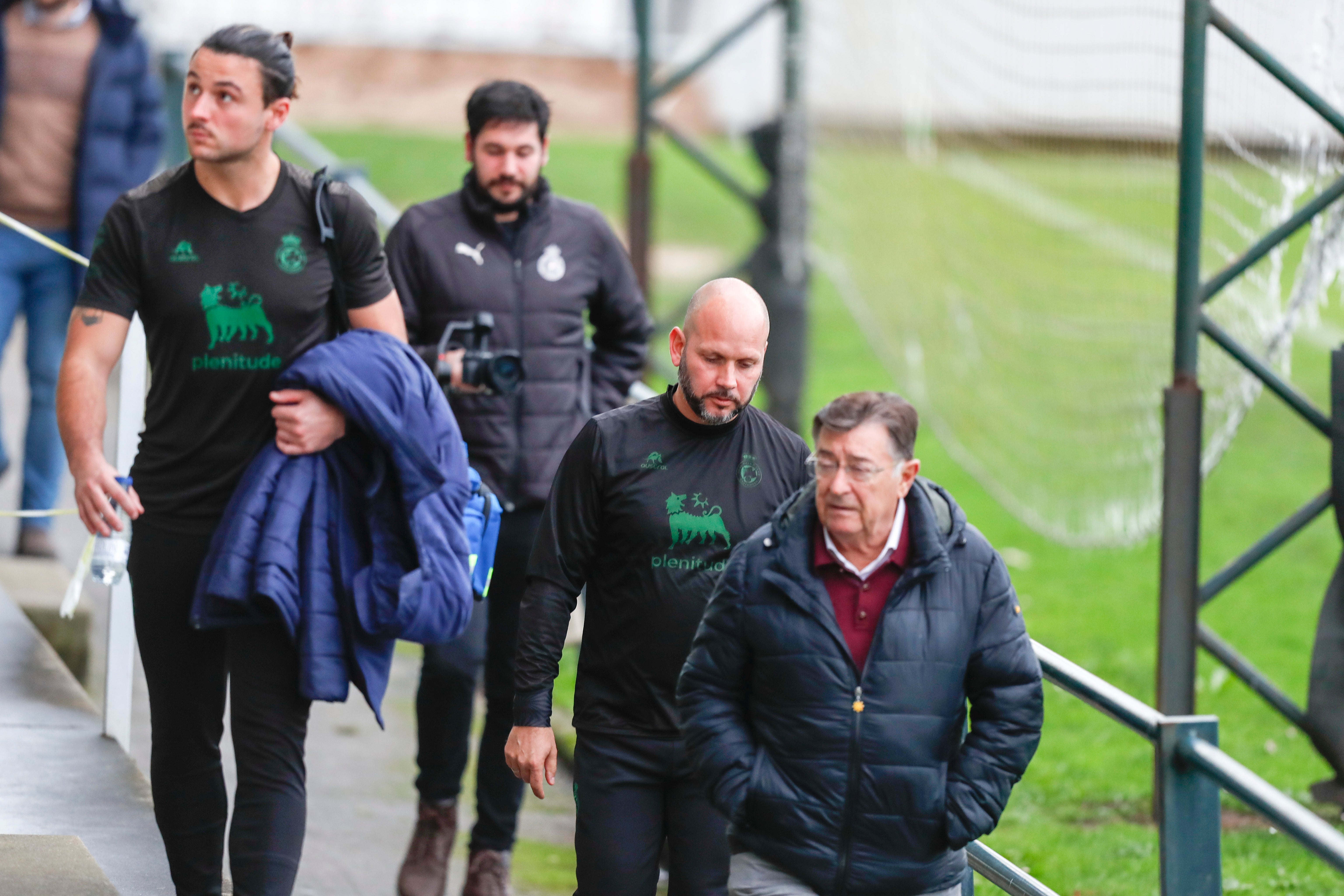 José Alberto dirige su primer entrenamiento con el Racing