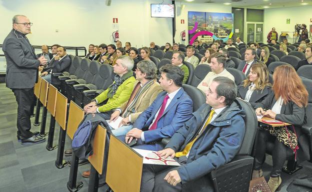 Cantabria elevará las ayudas del plan Crece para inversiones industriales