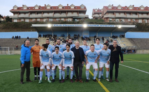 El campo de fútbol del Castañar, en San Vicente, estrena iluminación