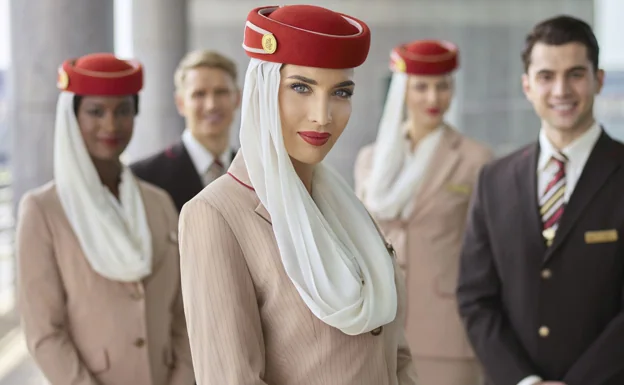 La aerolínea Emirates reclutará tripulantes de cabina el día 3 de enero en Santander
