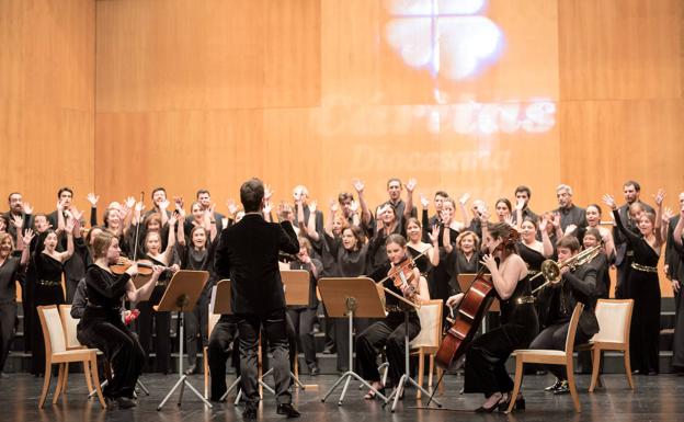 La Navidad lleva la música y la solidaridad por todos los rincones de Cantabria