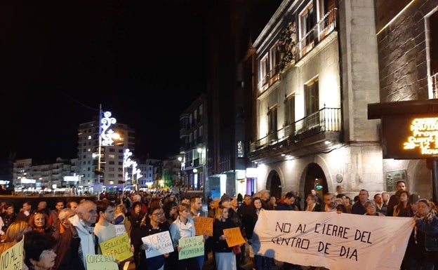 Castro rechaza votar el cambio de uso de la parcela del Centro de Día de Castro solicitado por el Icass