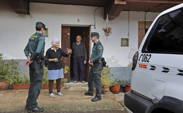 Equipo Roca: el lado más humano de la Guardia Civil