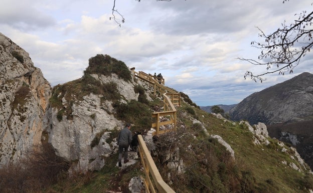 Tresviso estrena mirador sobre el río Urdón