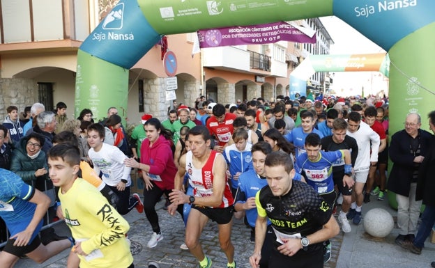 San Vicente despedide el año con una San Silvestre Solidaria