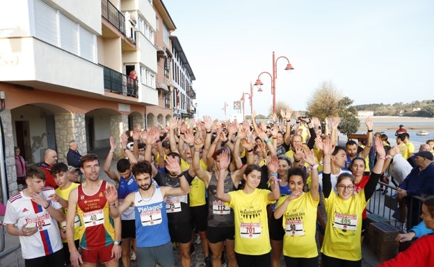 Marea solidaria en la San Silvestre de San Vicente de la Barquera