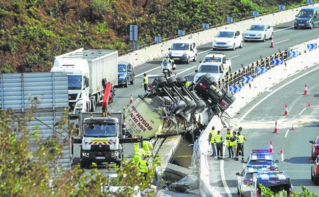 Los muertos por accidente de tráfico en Cantabria vuelven a cifras prepandemia