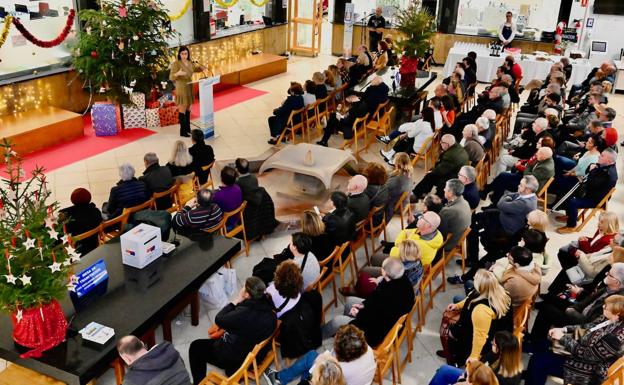 Polémica entre el PP y el resto de grupos por la reunión de Igual con vecinos en el Ayuntamiento