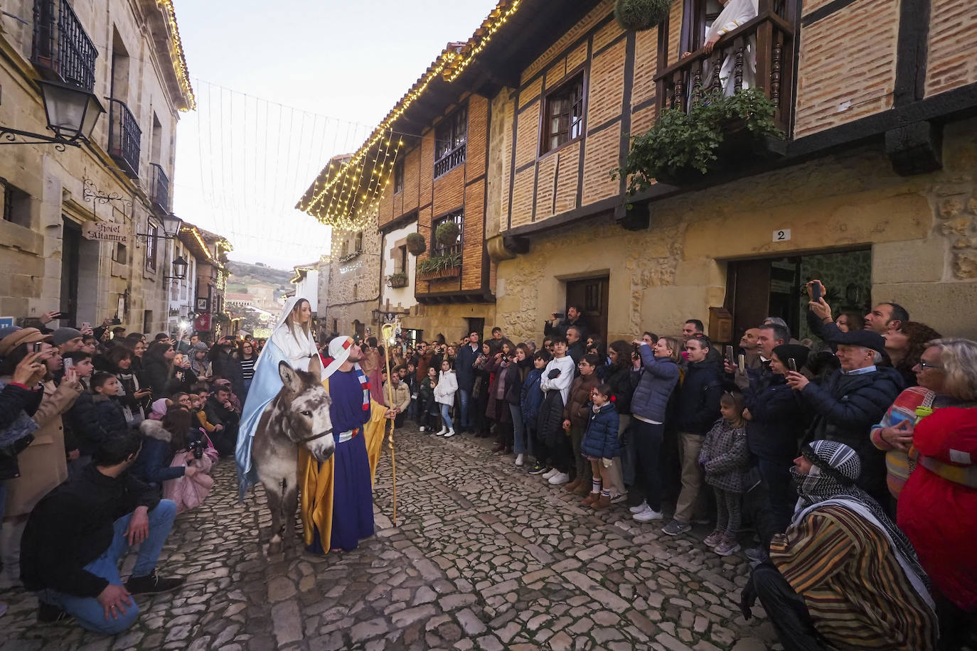 Cabalgata de los Reyes Magos en Santillana del Mar