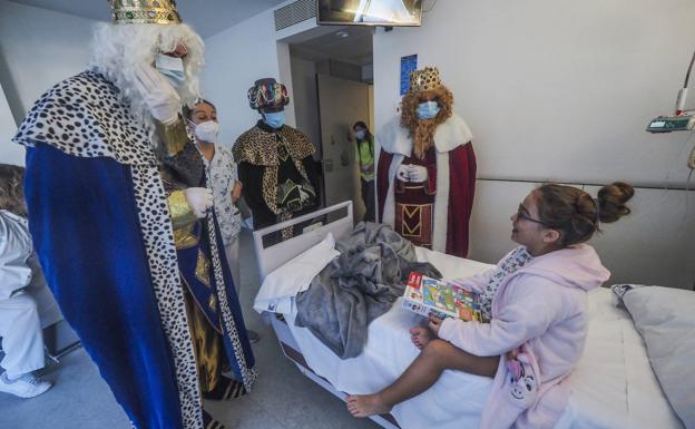 Valdecilla se rinde ante los Reyes Magos