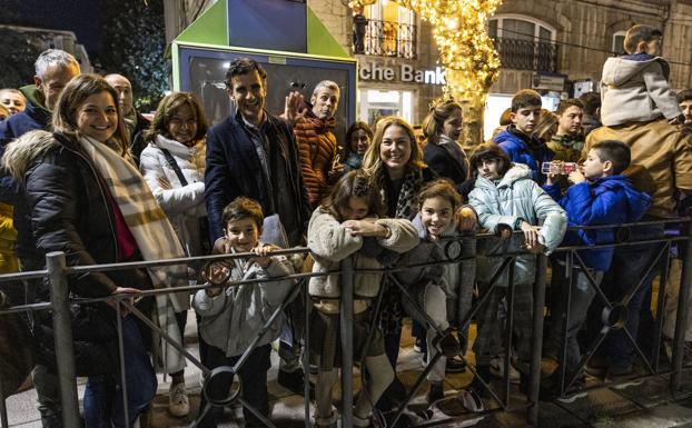 La vuelta de la cabalgata de Santander abarrota la ciudad