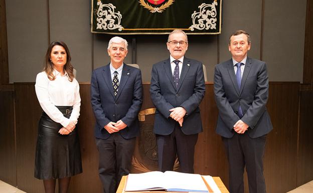 Tomás Fernández, nuevo director de la Escuela de Ingenieros Industriales y de Telecomunicaciones de la UC