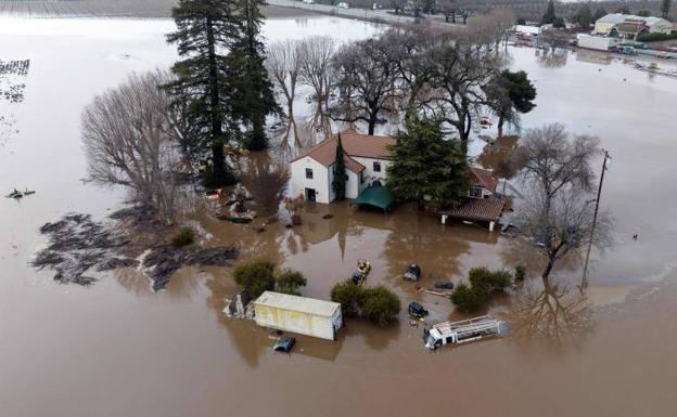 Al menos 14 muertos en California por las fuertes lluvias