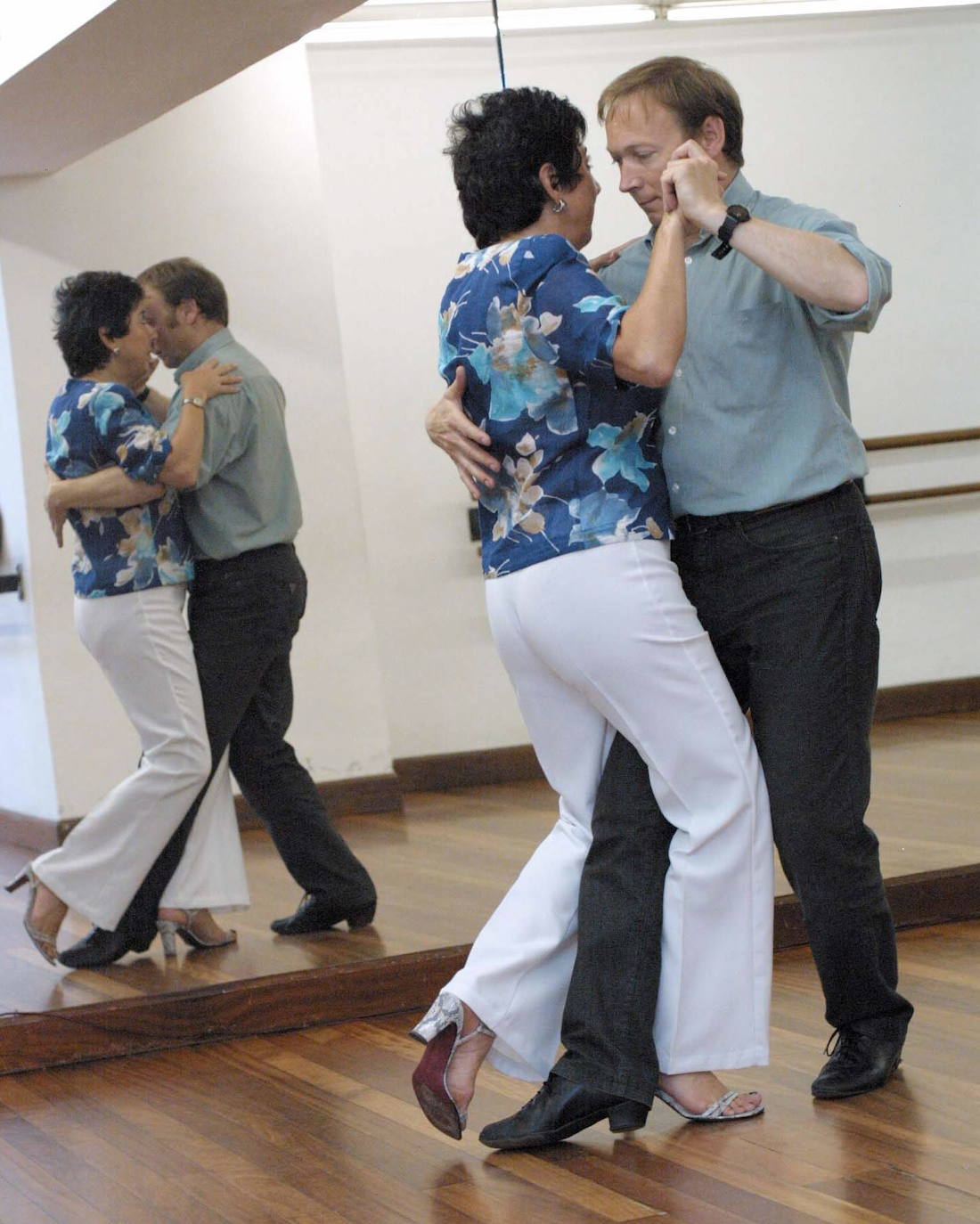 Vuelven los Sábados de Baile para mayores de 60 a El Astillero