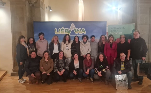 El proyecto Fémina se presentó en Potes a mujeres emprendedoras