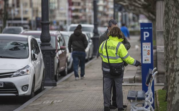 El Ayuntamiento recuerda que los vecinos pueden renovar la tarjeta de la OLA hasta el 31 de enero