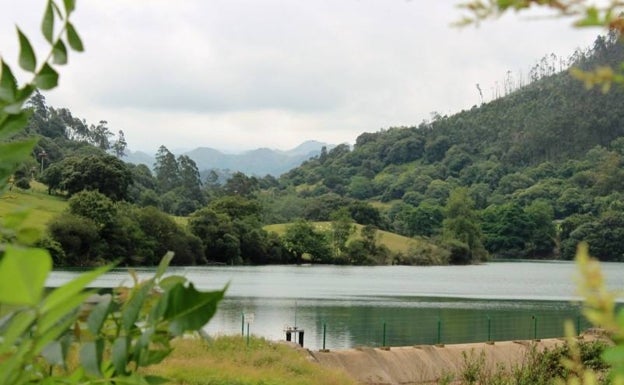 Aparece flotando el cuerpo de un vecino de Orejo, de 82 años, en el pantano de Heras