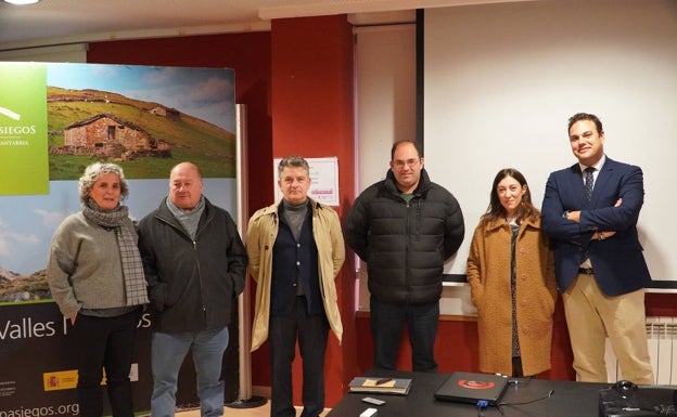 Villacarriedo acogió la presentación del programa de apoyo a mujeres en el ámbito urbano y rural (MUR)