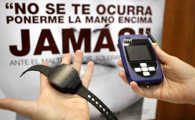 Igualdad aumentará un 40% las pulseras GPS para frenar los crímenes de género