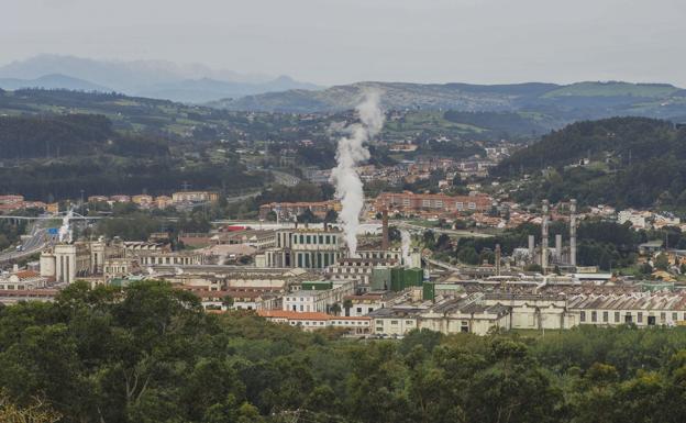 CaixaBank se queda con las dos fincas que Sniace sacó a subasta pública